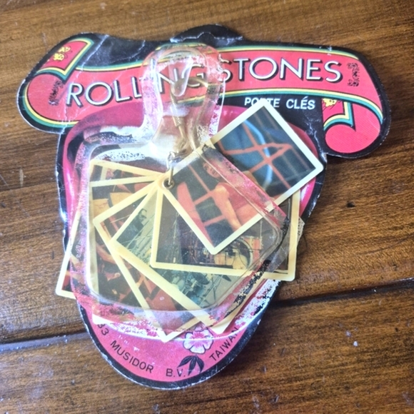 Rolling Stones Key Chain and Cards 1983 Open Package - Picture 5 of 5